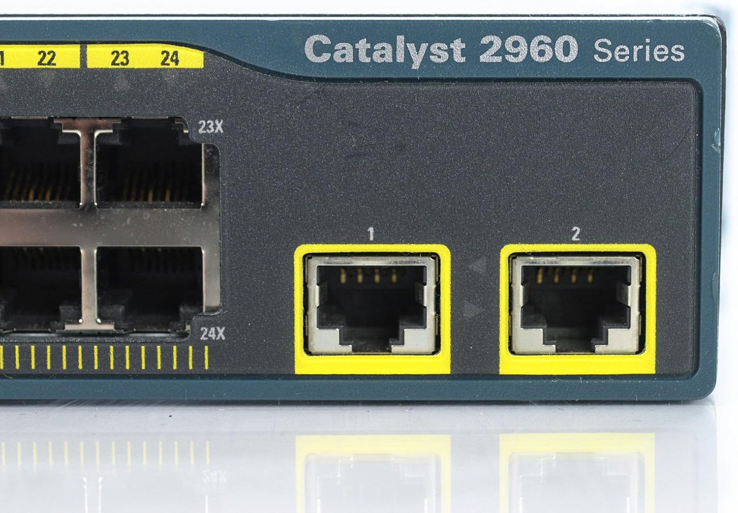 Switch cisco Catalyst WS-C2960-24 Puertos