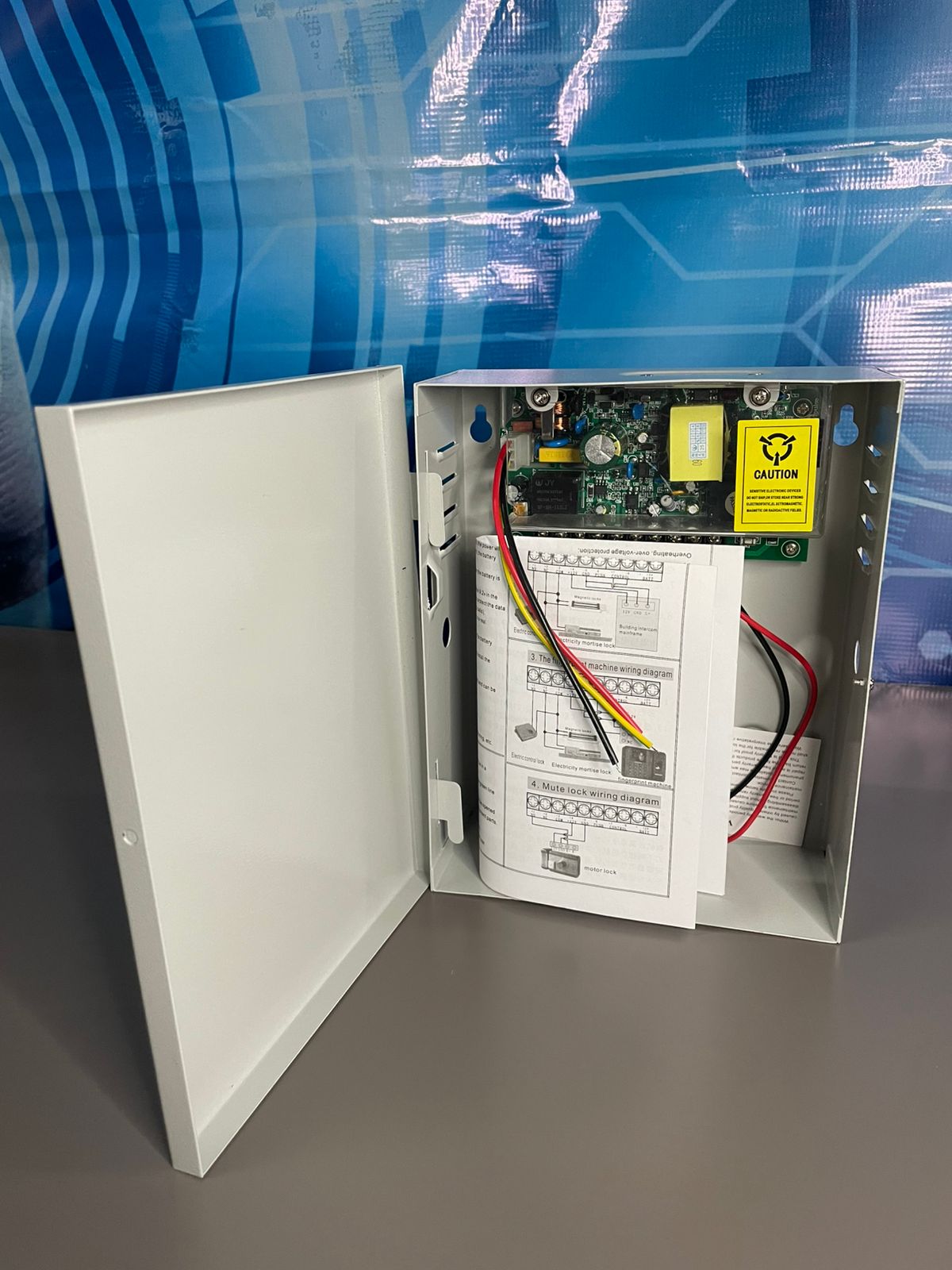 Power Suply Box - Caja de respaldo p/control de acceso 12v 5a