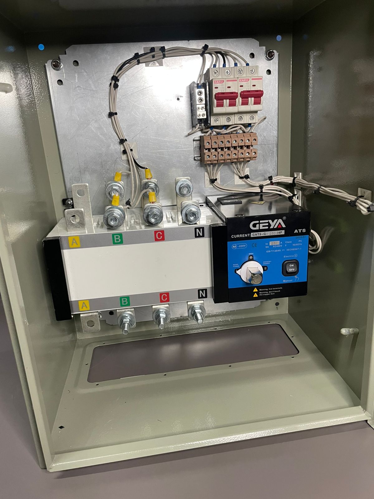 Transferencia Automatica 200A Monofasica 120V/240V